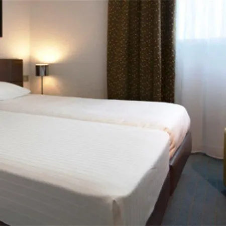 Kyriad Orly Aeroport - Mons מלון 3*