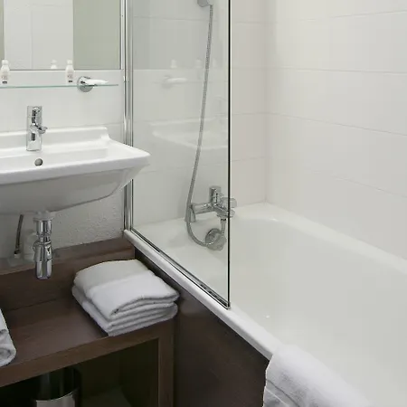 Kyriad Orly Aeroport - Mons Hotel