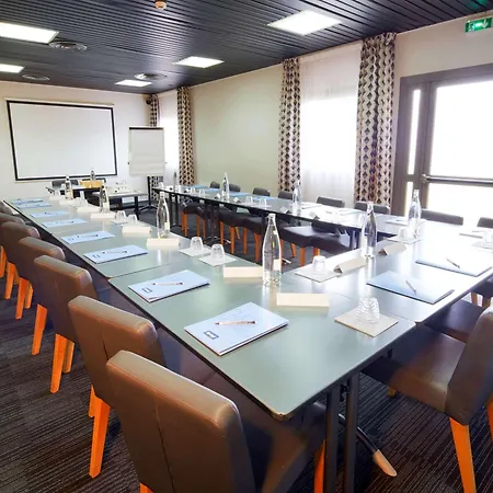 Kyriad Orly Aeroport - Mons 3*
