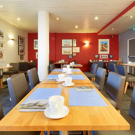 Kyriad Orly Aeroport - Mons 3*