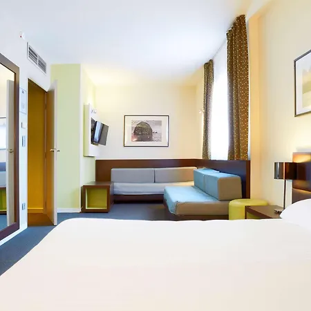 Kyriad Orly Aeroport - Mons 3*
