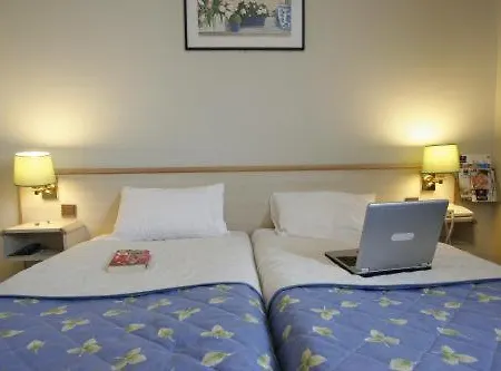 Kyriad Orly Aeroport - Mons